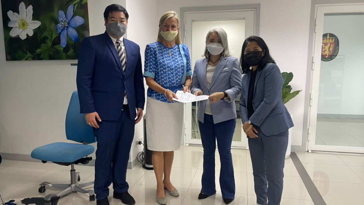 เครือข่ายฯ ยื่น "ทูตนอร์เวย์" ยับยั้งควบรวม "ทรู-ดีแทค" ค่าบริการพุ่ง 