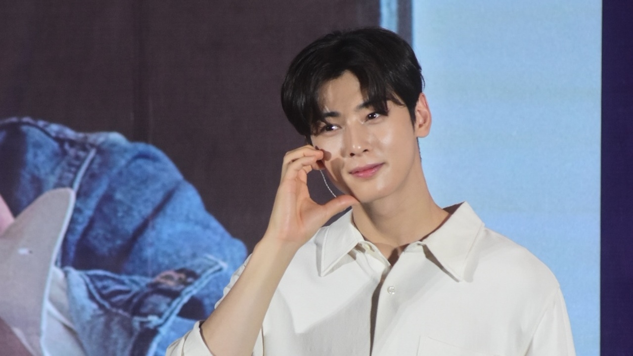 หล่อละมุนทุกมุม ชา อึนอู กลับมาหาอะโรฮ่าในรอบ 3 ปี บ่นคิดถึงปูผัดผงกะหรี่