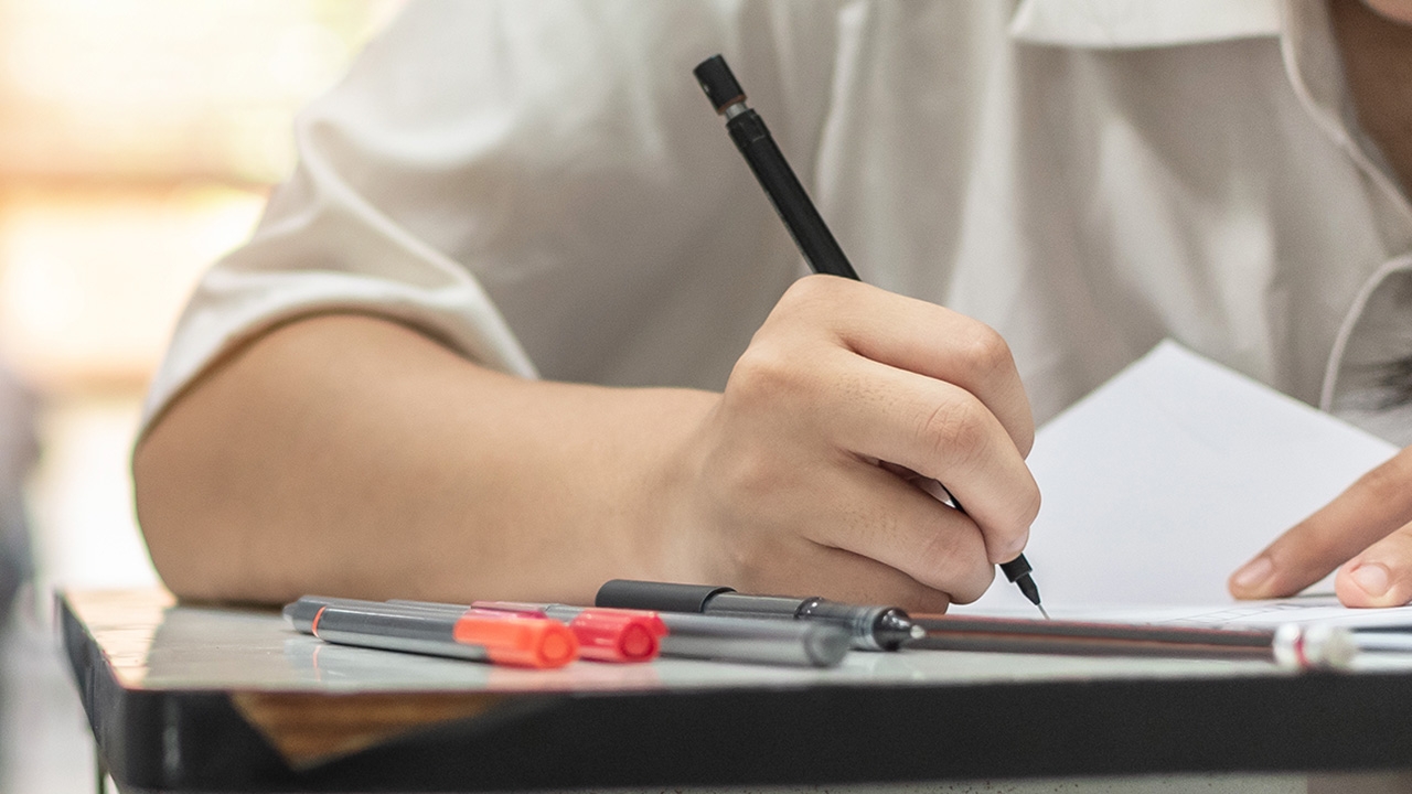 กำชับอาชีวะรัฐ-เอกชนลุยจัดทวิภาคี “ตรีนุช” ห่วงเด็กเมินเรียนสายเกษตร