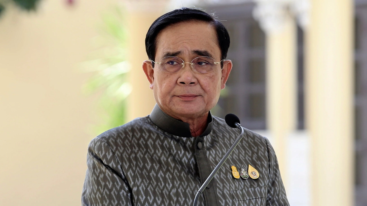 สถานการณ์โควิดทรงตัว “บิ๊กตู่” ขอ สธ. ติดตามผู้ติดเชื้อรายใหม่หลังหยุดยาว