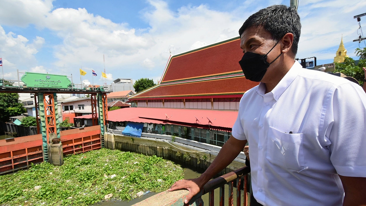 เมื่อมุ่งมั่นต้องโปร่งใส