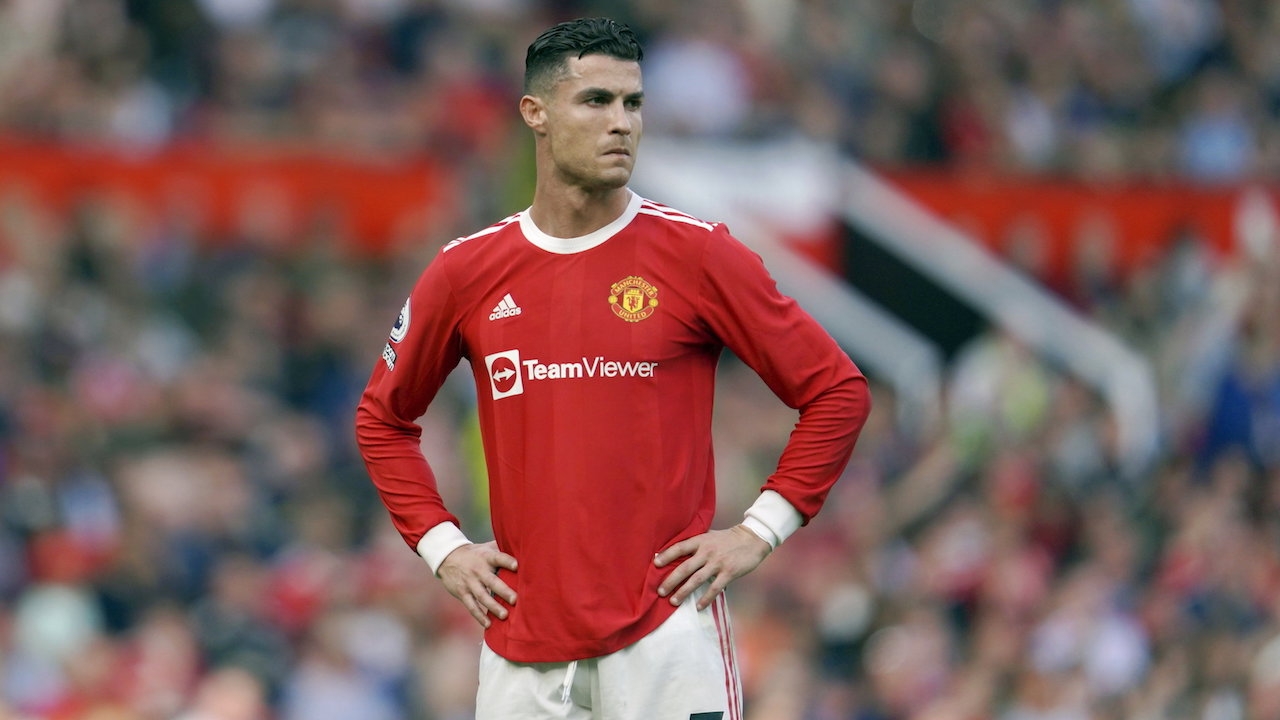 ส่อแตกหัก สื่อแฉปฏิกิริยา "โรนัลโด" หลังโดน "เทน ฮาก" วิจารณ์ออกสื่อ