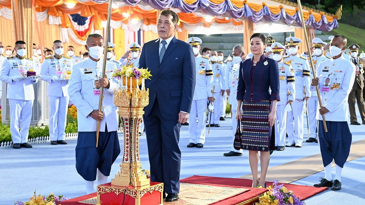 ในหลวง-พระราชินี เสด็จฯเปิดวนป่าเบญจกิติ