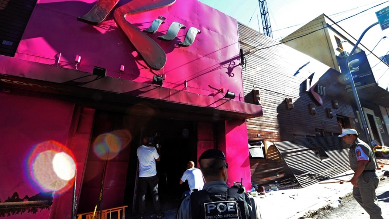 ศาลบราซิลกลับคำตัดสิน ปล่อย 4 นักโทษคดีไฟไหม้ไนต์คลับ 242 ศพ เป็นอิสระ