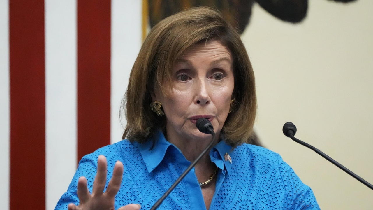 "แนนซี เพโลซี" เผยไม่เคยคิดเปลี่ยนสถานภาพไต้หวัน