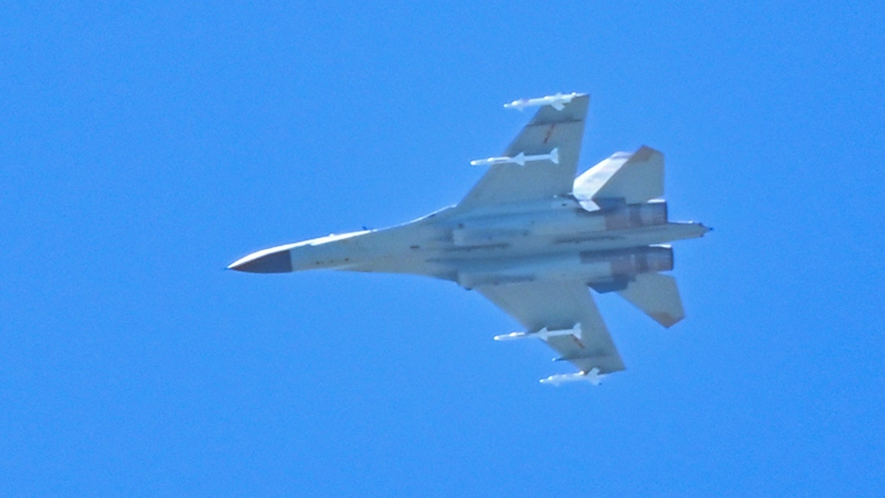 ทัพจีนซ้อมรบร่วม รอบเกาะไต้หวันครั้งประวัติการณ์ ใช้บินรบกว่า 100 ลำ