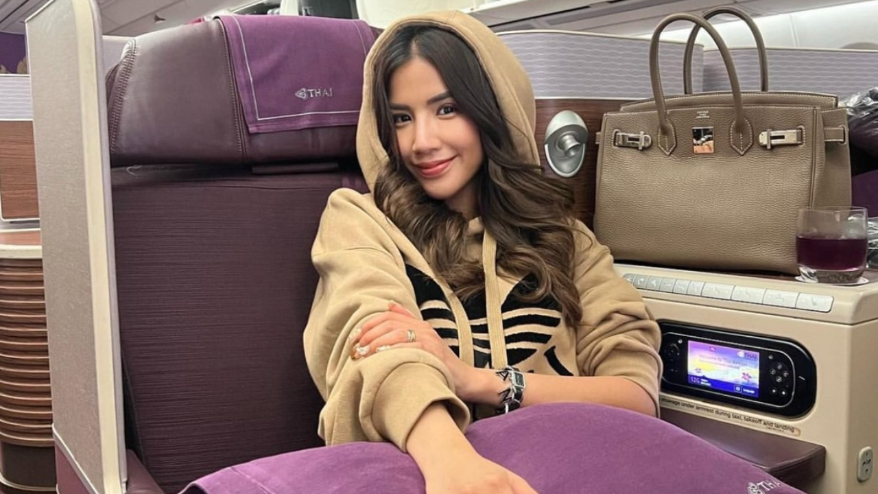 หัวอกคนเป็นแม่ ใบเตย สุธีวัน ใจหายในวันที่ต้องห่างลูก