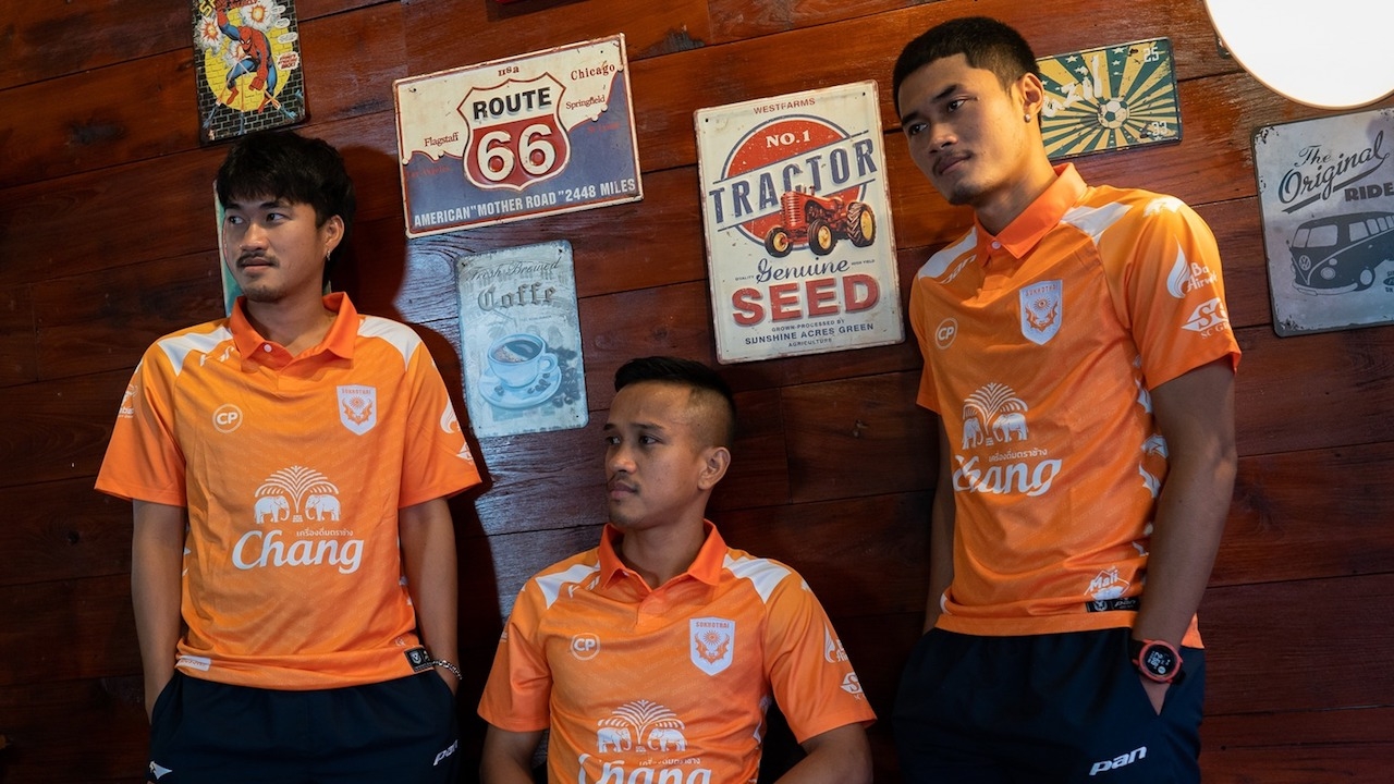 พร้อมแล้ว "ค้างคาวไฟ" เปิดตัวชุดแข่งใหม่ ลุยศึกไทยลีก ประจำฤดูกาล 2022-23