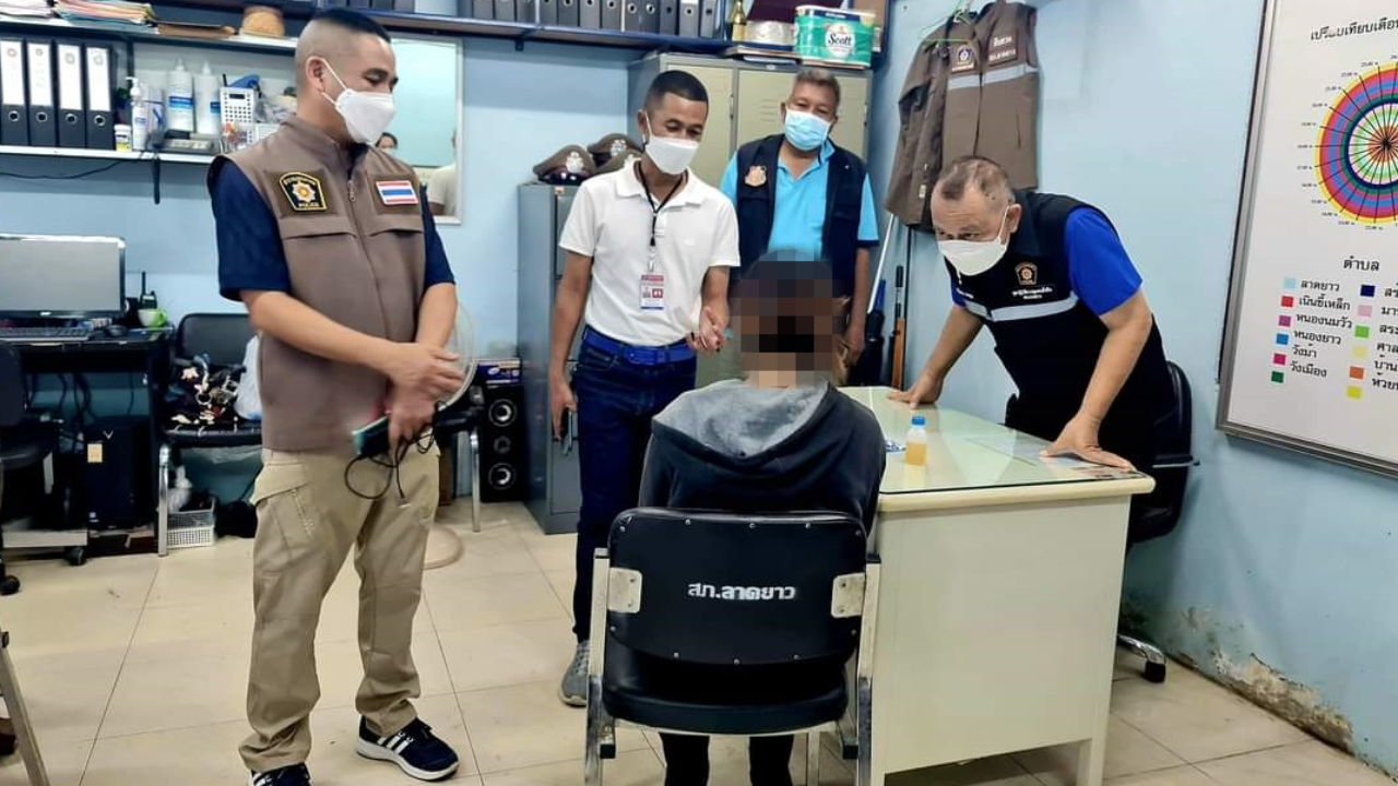 สาวบุกชิงทอง 4 บาท หนีไม่รอด ถูกรวบคา จยย. อ้างติดพนันออนไลน์