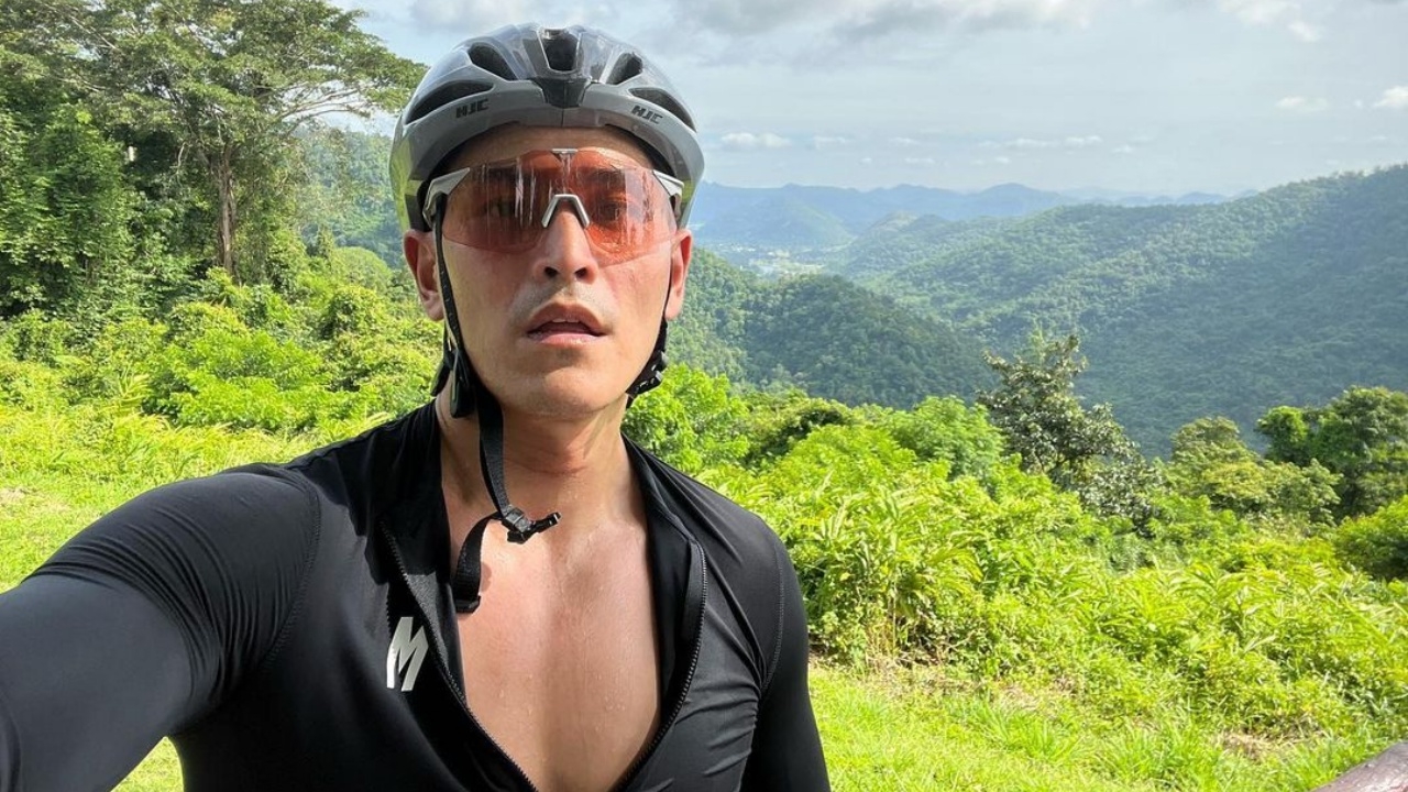 เผยข้อความ สงกรานต์ ตอบชาวเน็ต หลังมีดราม่าโพสต์วันแม่