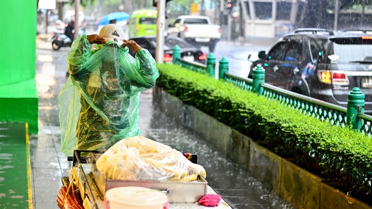 สภาพอากาศวันนี้ ภาคเหนือ-ตะวันออก-ใต้ ฝนตกหนัก ระวังน้ำท่วมฉับพลัน