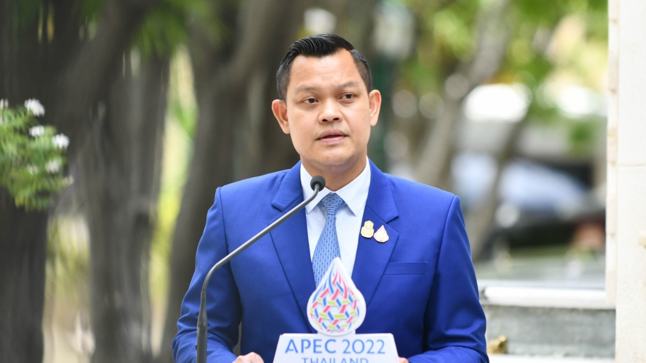 ลั่น "บิ๊กตู่" ฟังศาลแน่ปม 8 ปีนายกฯ ไม่ทำตัวเหมือนอดีตผู้นำบางคน ที่หนีไปตปท.