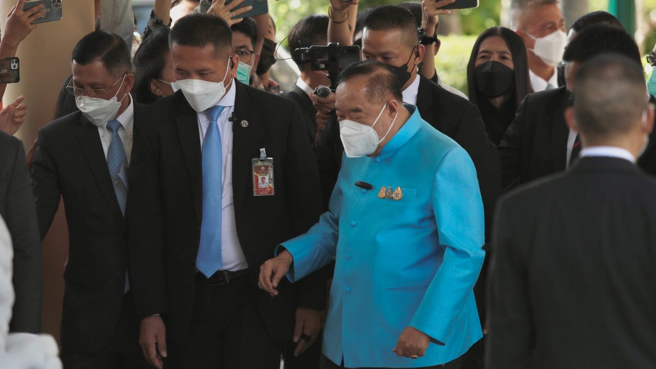 “บิ๊กป้อม” เรียกประชุมด่วน ส.ส.พปชร.ทุกคนที่รัฐสภา คาด ถกวาระสำคัญ