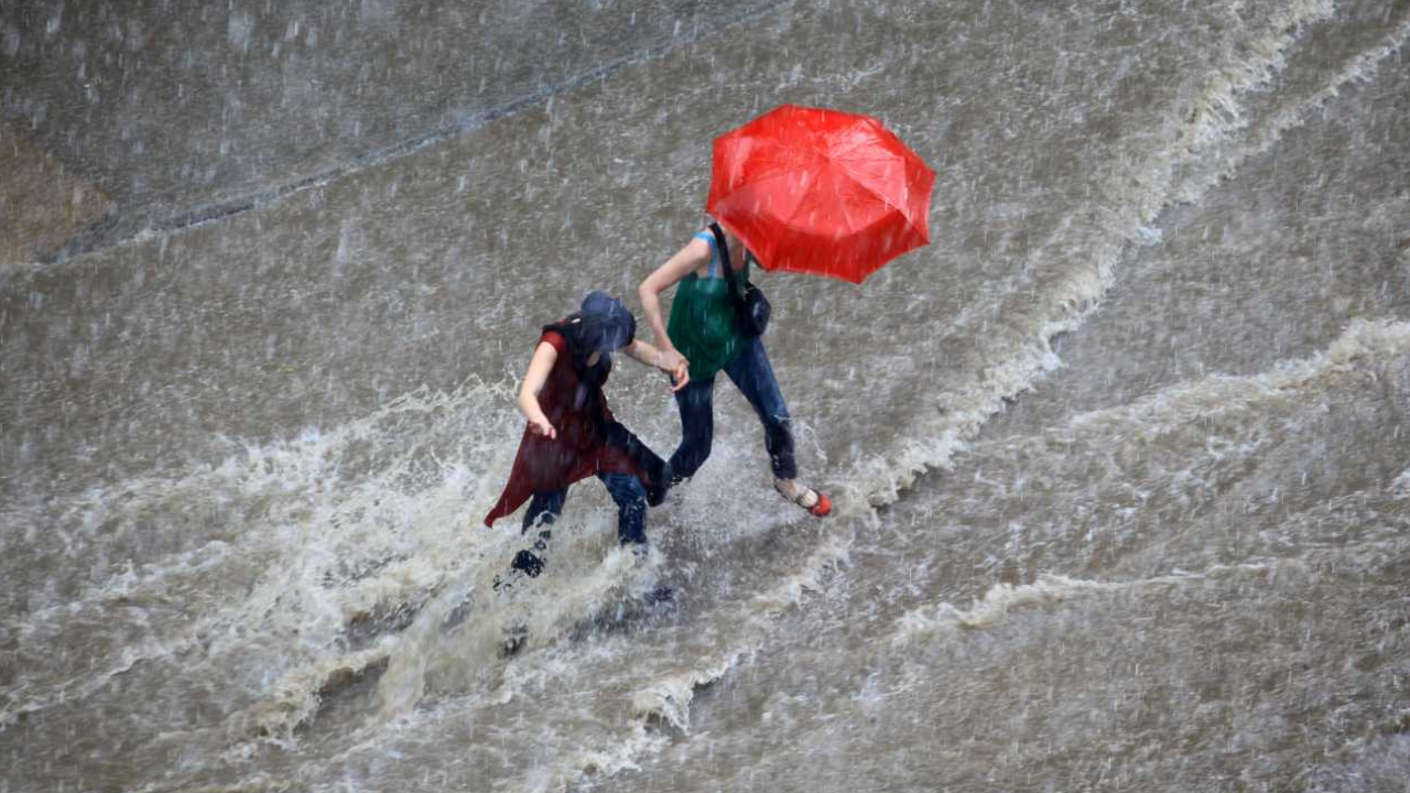 อุตุฯ เตือนฉบับ 2 เช็กจังหวัดได้รับผลกระทบจากฝนตกหนัก 20-22 ส.ค. 65