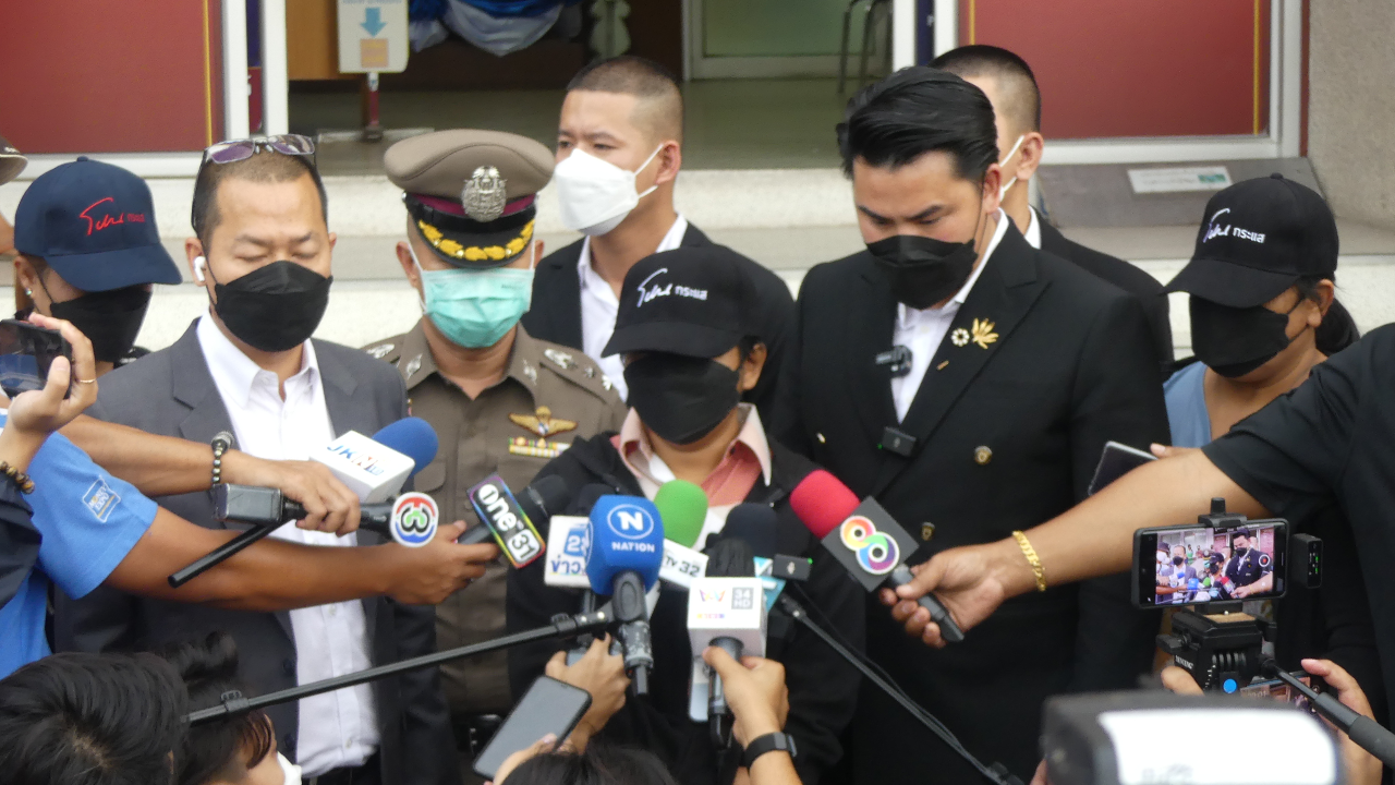 แจ้งจับ ส.ต.ท.หญิง อ้างเป็นเมีย ส.ว.ซ้อม-ทารุณ ส.ท.สาว อดีตทหารรับใช้