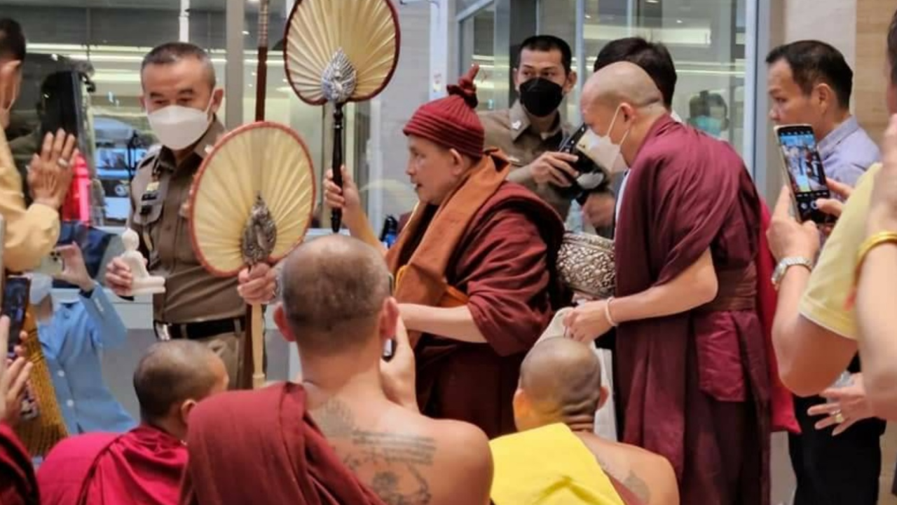 พระครูบาบุญชุ่ม หายอาพาธ ออกจากรพ.แล้ว ศิษย์รอรับสาธุลั่น
