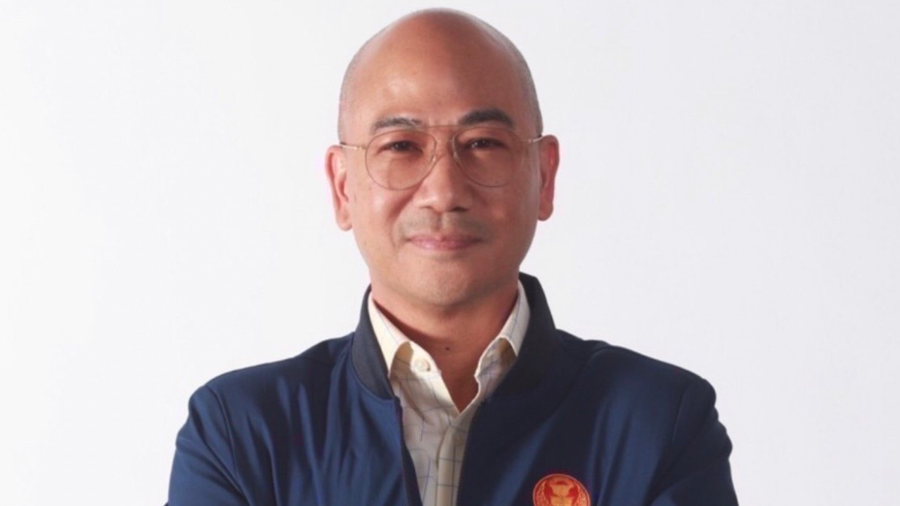 "พนิต" แนะ ส.ส.ใช้เวทีสภาอย่างมีเกียรติ ติงอย่าเล่นการเมืองกันข้างนอก