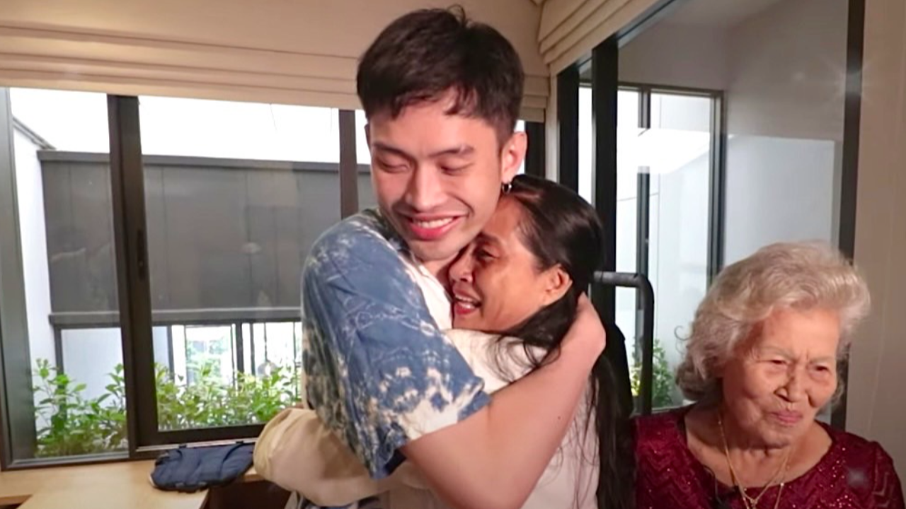 ดีเจมะตูม ควักเงินเก็บเกลี้ยงบัญชี ทำเซอร์ไพรส์ซื้อบ้าน 22 ล้านให้แม่-ยาย 