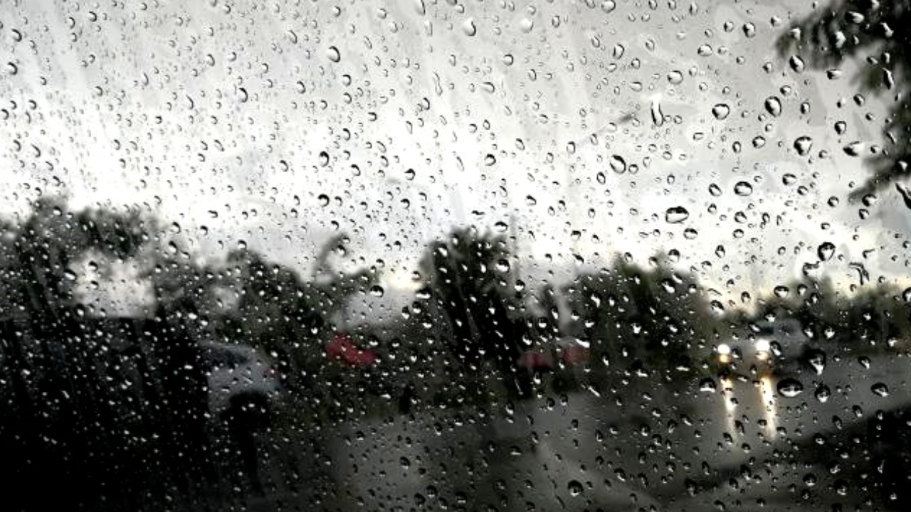 สภาพอากาศวันนี้ ทั่วไทยฝนลด ตกหนักบางแห่ง เตือนระวังน้ำท่วม-น้ำป่า