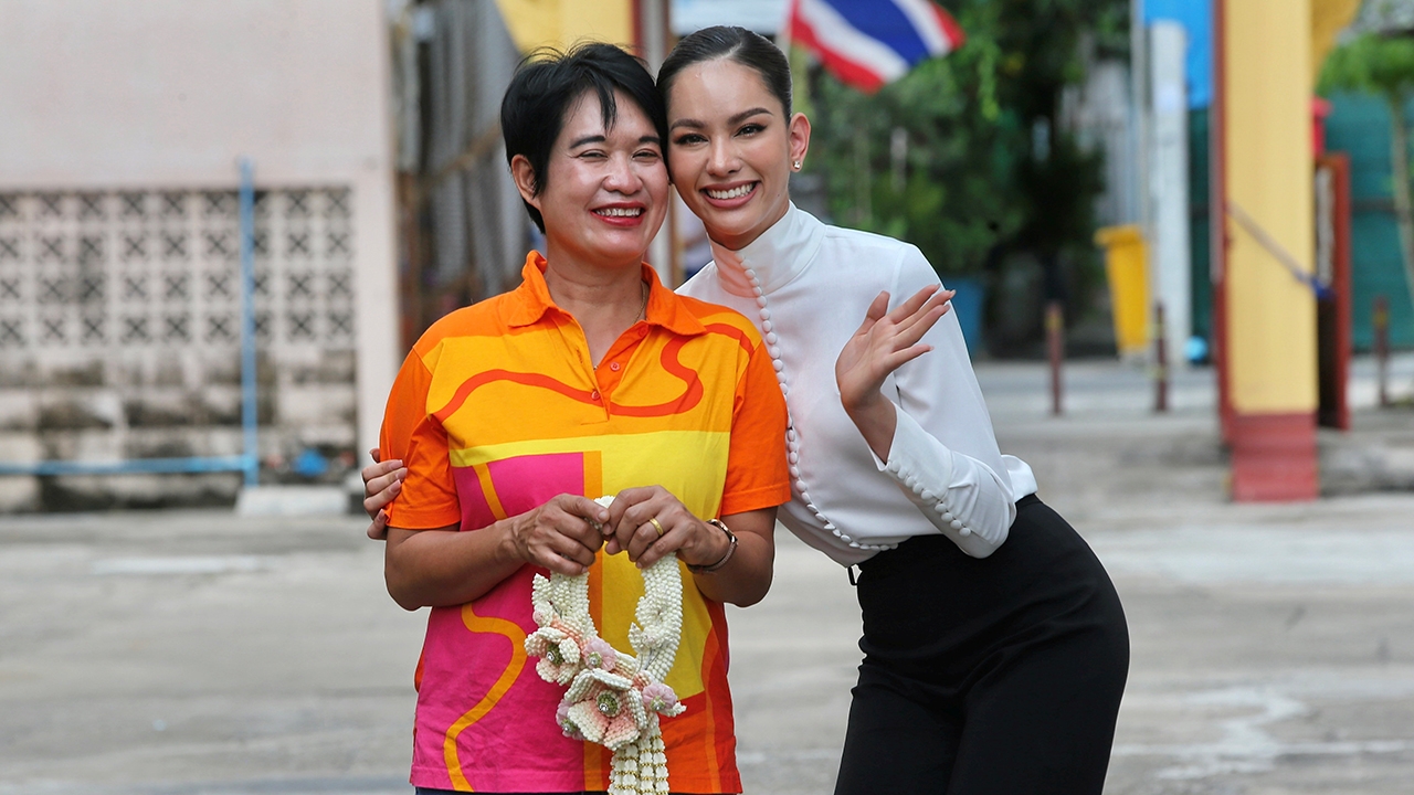 ดีใจได้กราบแม่