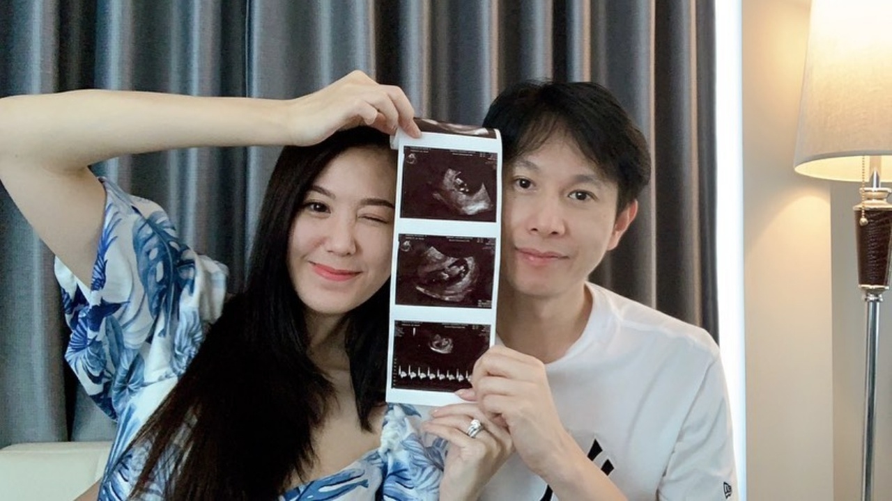 ฝ้าย ณิชานันท์ แจ้งข่าวดี ตั้งท้องลูกคนแรก ได้ของขวัญครบรอบ 7 ปีให้สามี