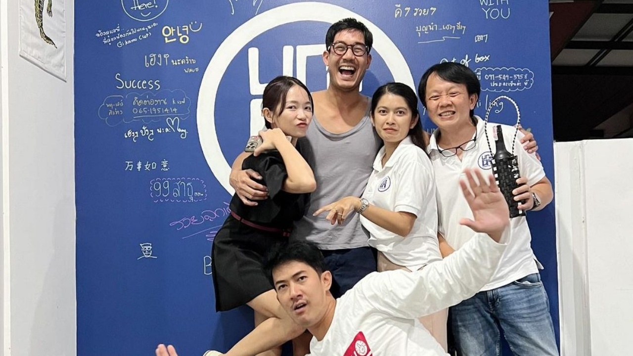 เวียร์-วิกกี้ เดินสายแจกการ์ดงานแต่งคนสนิท พร้อมโมเมนต์สุดหวานกับภรรยา 