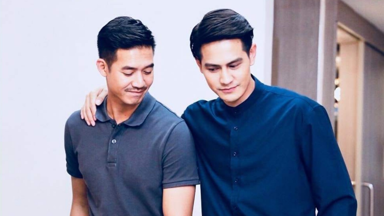 น้ำ แสดงความยินดีกอดคอ เวียร์ ศุกลวัฒน์ ต้อนรับเข้าสมาคมคนรักครอบครัว 