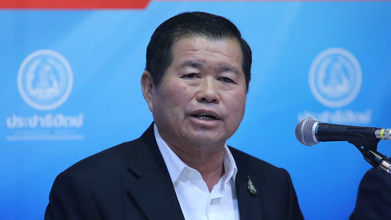 นิพนธ์ คาดถูกซักฟอกเรื่องเก่า-กรมที่ดิน เผย ลุงป้อม กำลังแก้เกม ศท.ย้ายขั้ว