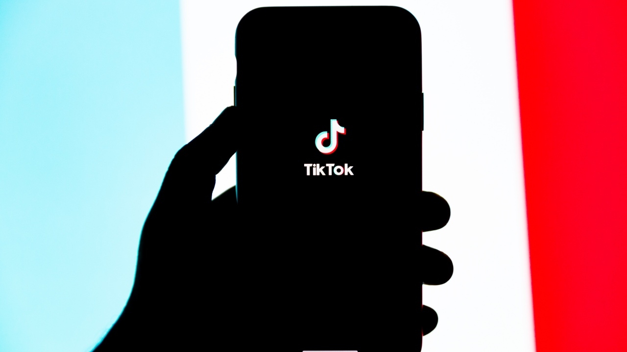 คณะกรรมการ FCC ชี้กองทัพสหรัฐฯ มีความเสี่ยงถูกล้วงข้อมูล จากการใช้งาน TikTok บนอุปกรณ์ส่วนบุคคล