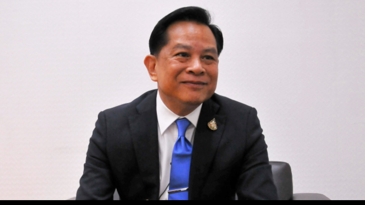 "รวมไทยสร้างชาติ" ประชุมใหญ่ 3 ส.ค.ลุ้นเปิดตัว "พีระพันธุ์" นั่งหัวหน้า