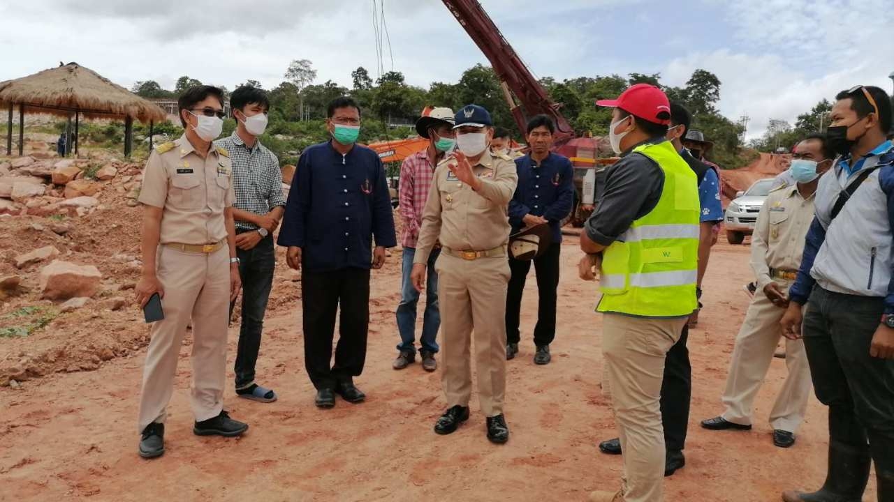 ผู้ว่าฯ ชัยภูมิ ยันไม่มีอ่างเก็บน้ำแตก หลังฝนถล่มท่วมเมืองทำคนแตกตื่น 