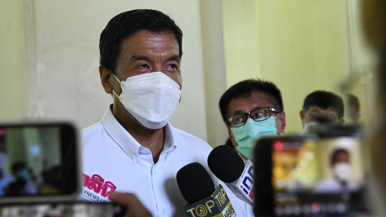 "ชัชชาติ" ชวนประชาชนดู "หนังกลางแปลง" เรื่อง"คู่กรรม" 17 ก.ค. "หัวลำโพง"