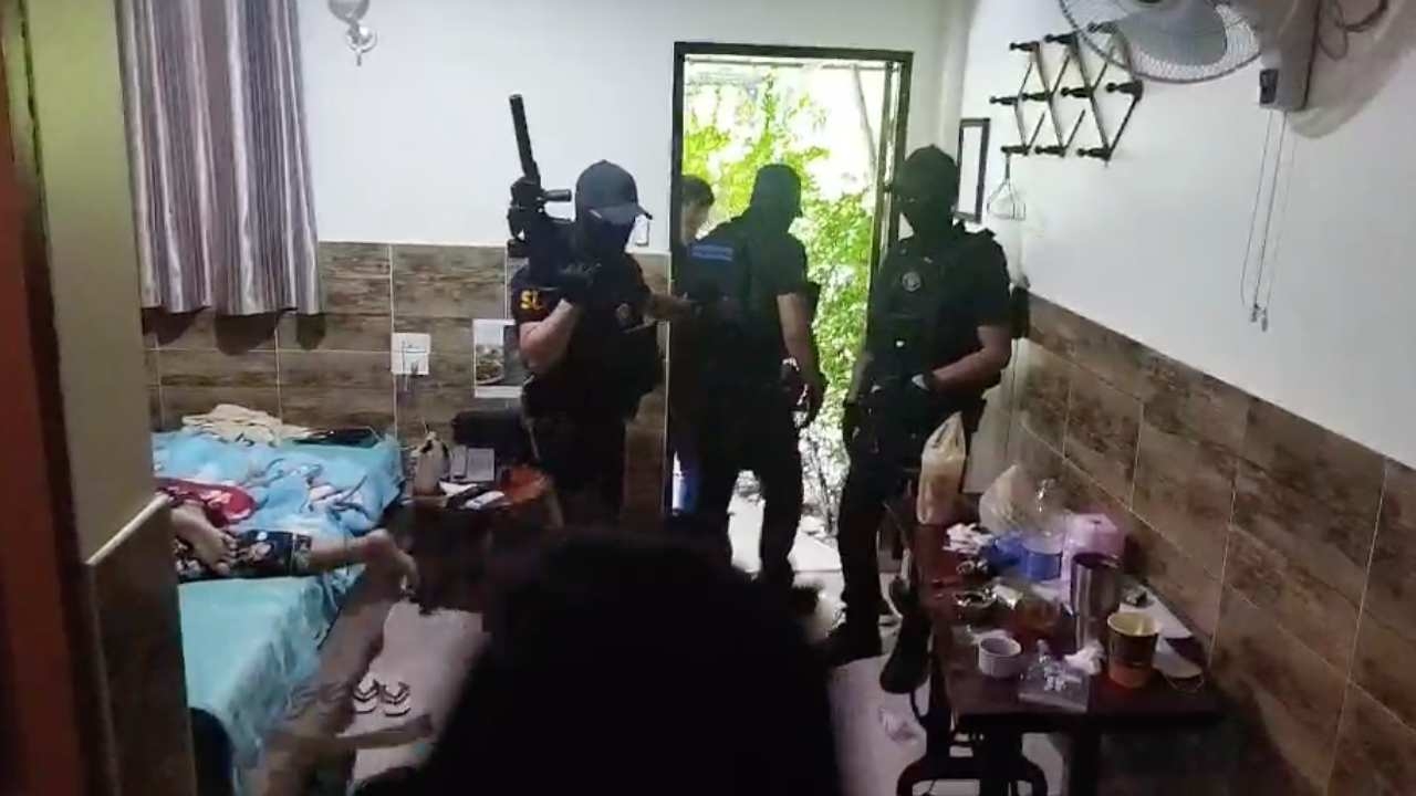 หนุมาน กองปราบบุกรวบ สุไหลมานกับพวก ตามหมายจับคดีสมคบค้ายา และพยายามฆ่า