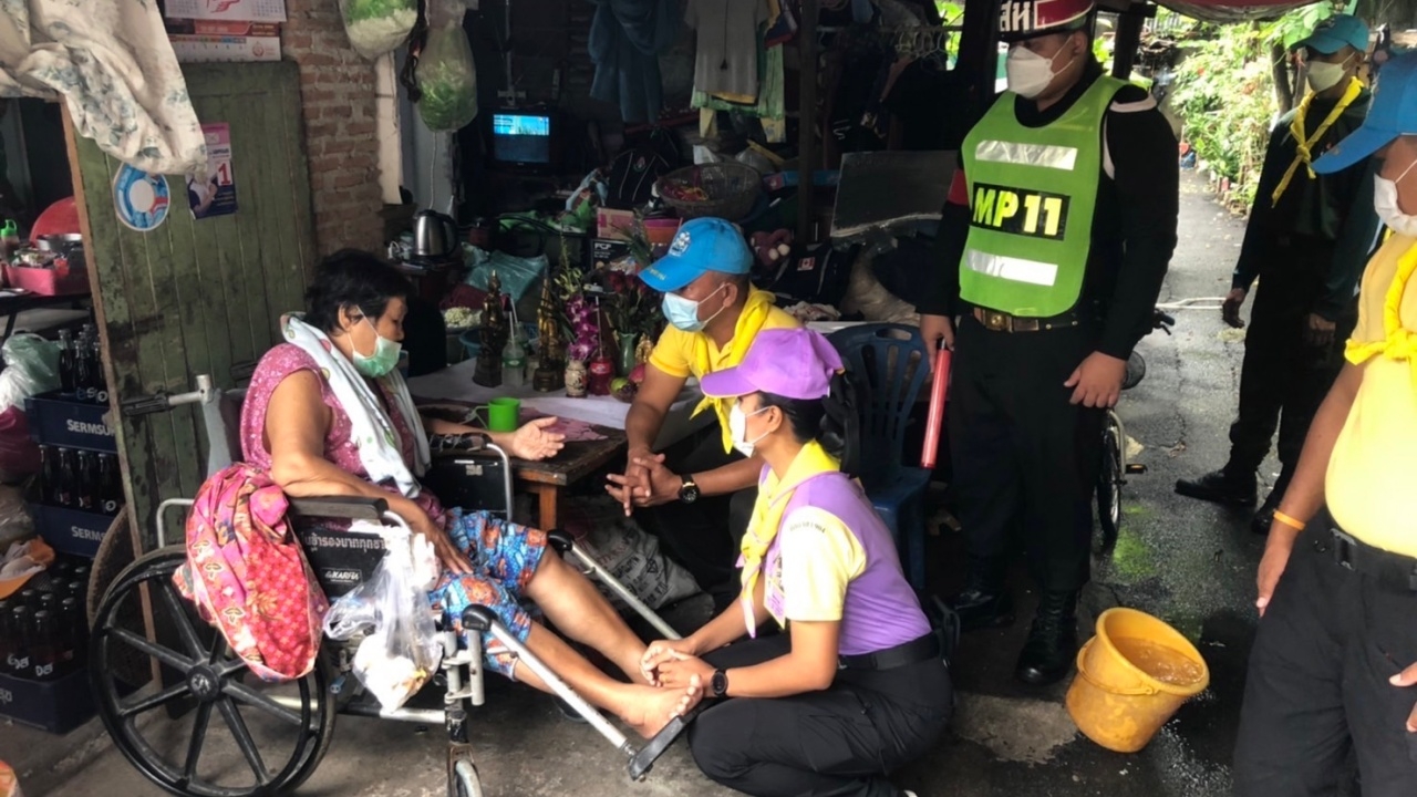 พัน.สห.11 นำกำลังพลเร่งเข้าช่วย เหตุเพลิงไหม้ กรุงเทพฯ-นนทบุรี 15