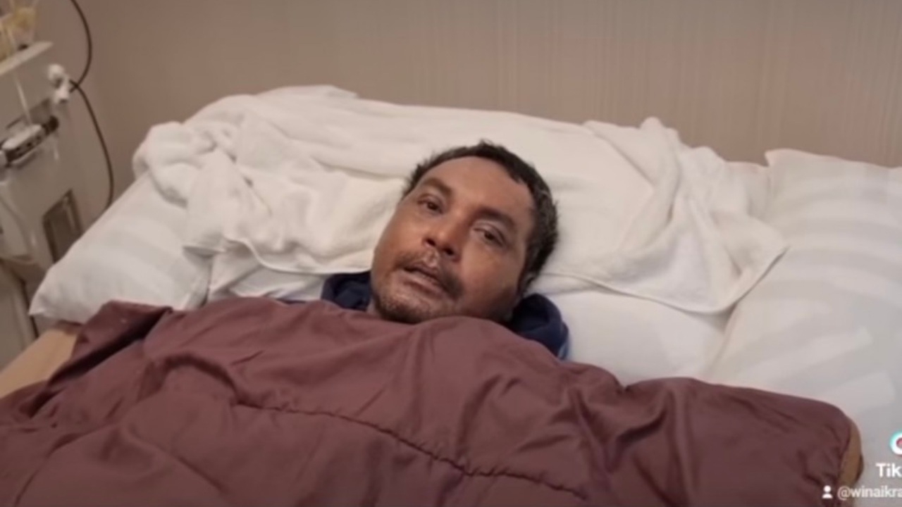 วินัย ไกรบุตร นอนบนเตียงมีคนป้อนข้าว หมอวินิจฉัยแล้วเป็นโรคที่มีโอกาสหาย