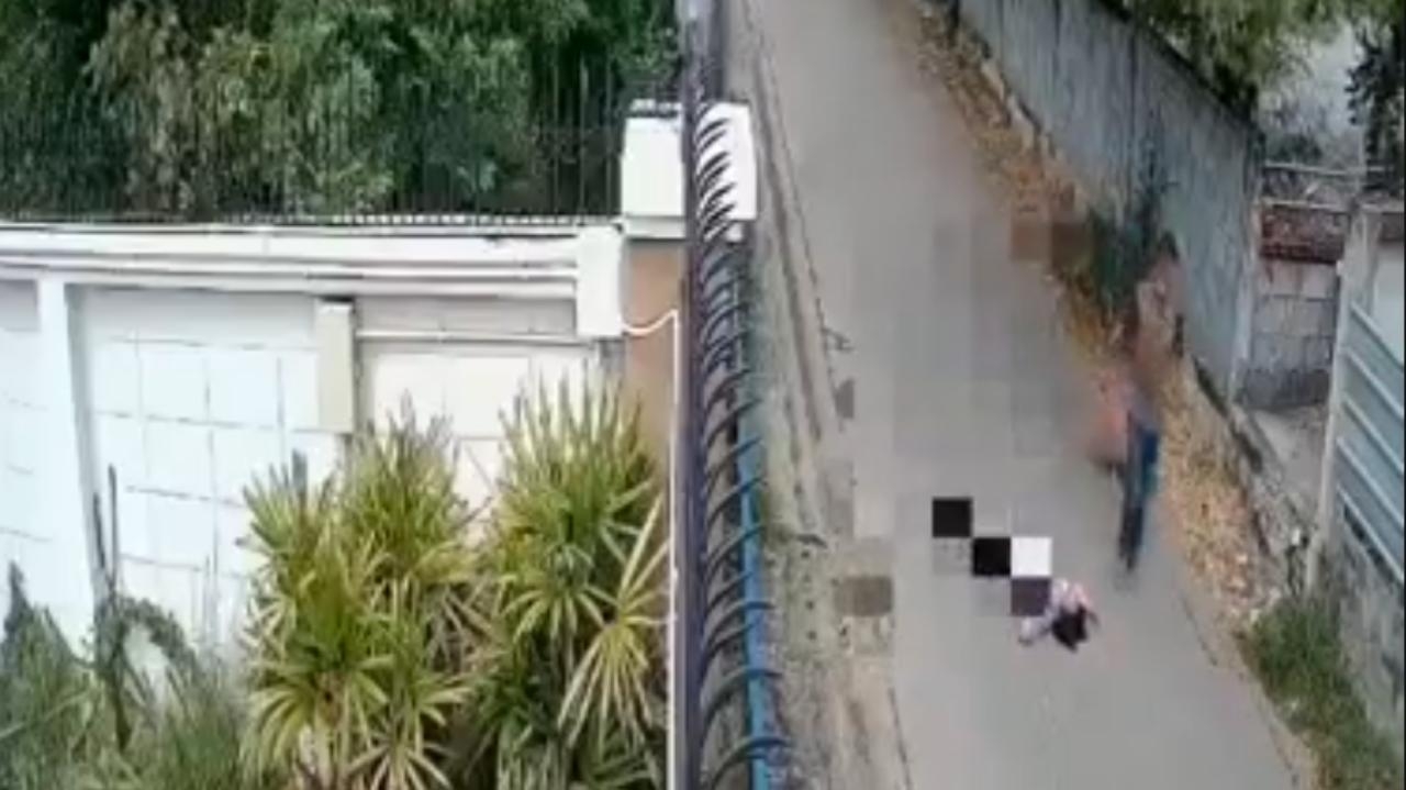 ถึงคิวป้าพอดี คำสารภาพ หนุ่มหลอน ขอเงินไม่ได้ เตะยายวัย 76 ฟุบคาพื้น (คลิป)