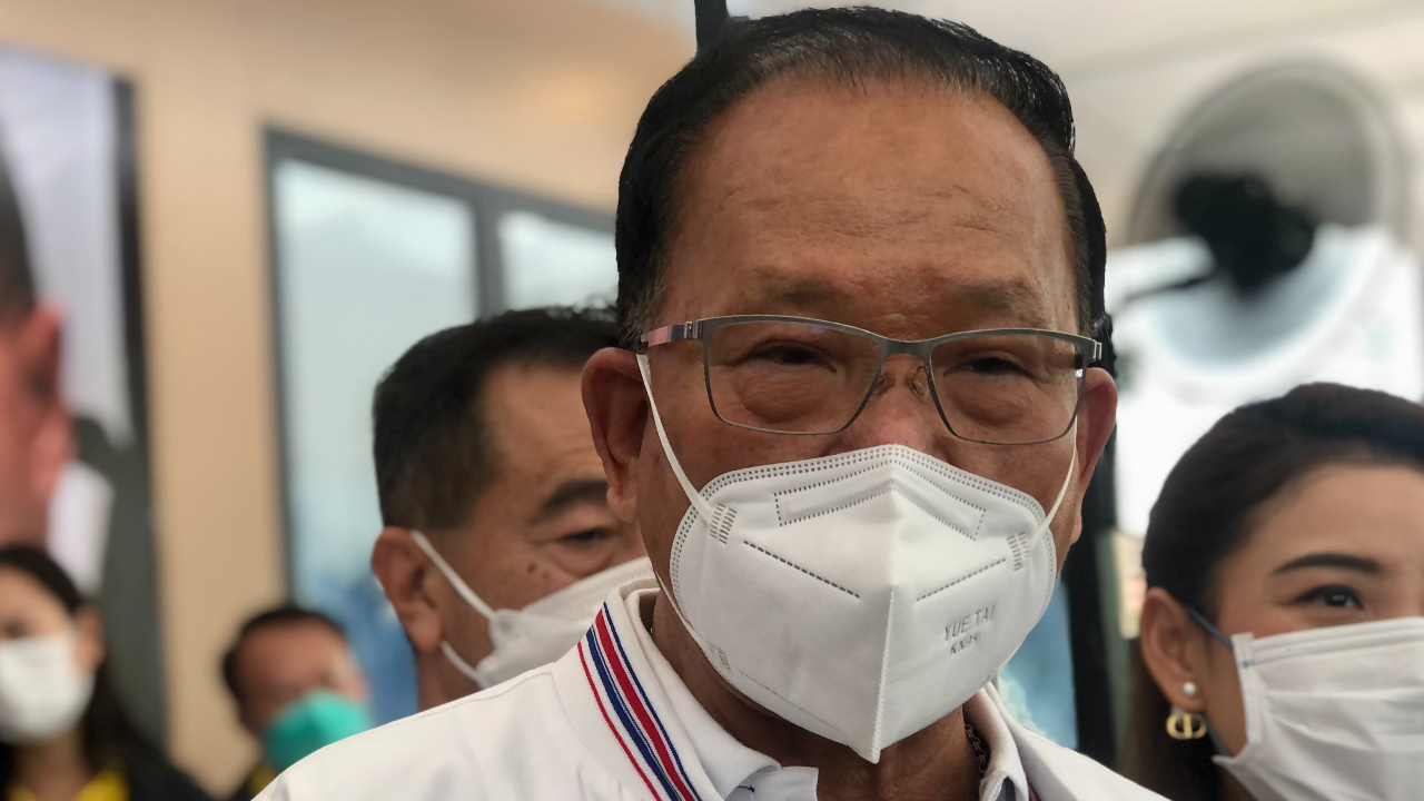 "สันติ" เชื่อ สูตรหาร 500 ทำ พปชร.ได้ ส.ส.มากกว่าเดิม ปัดกลัว "เพื่อไทย"