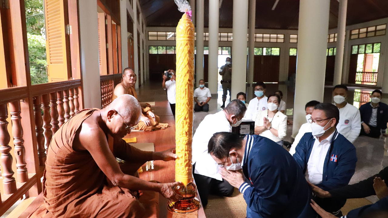 "อนุชา" ชวนประชาชนทำบุญ วันอาสาฬหบูชา ปฏิบัติธรรม สืบทอดพระพุทธศาสนา