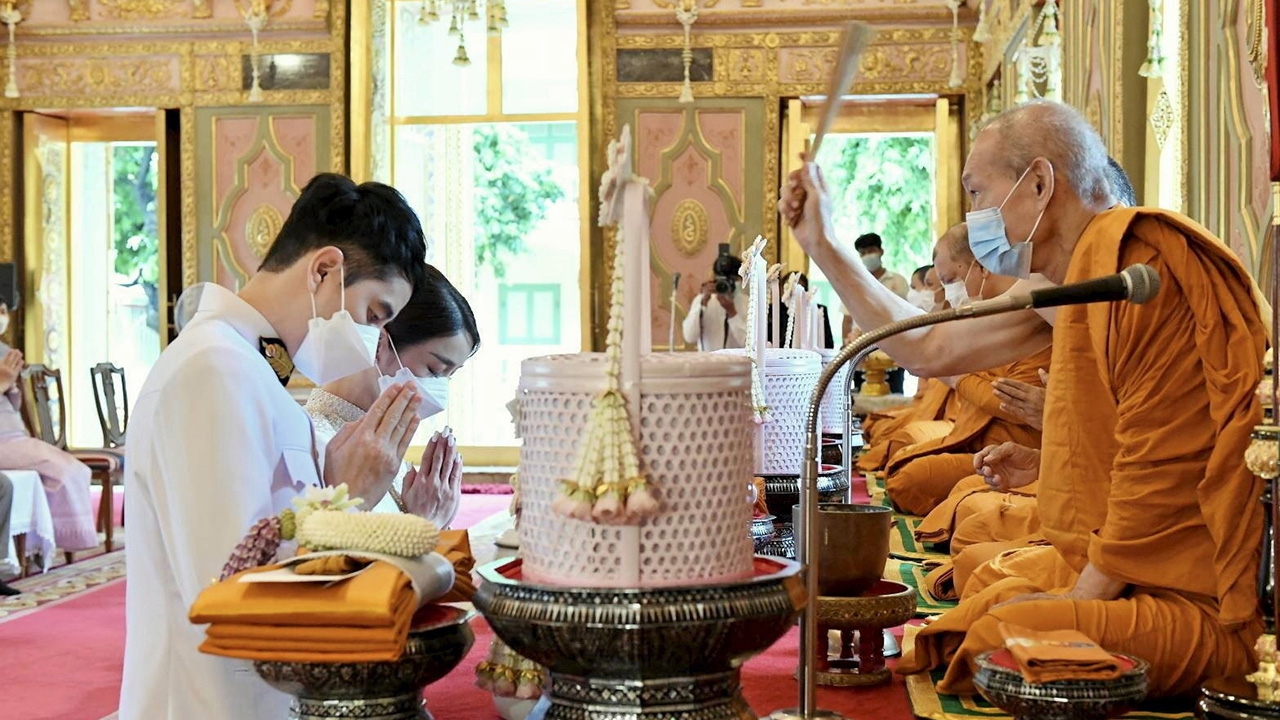 มงคลชีวิต “แอร์-ไอซ์” เข้าเฝ้าสมเด็จพระสังฆราชขอประทานพร