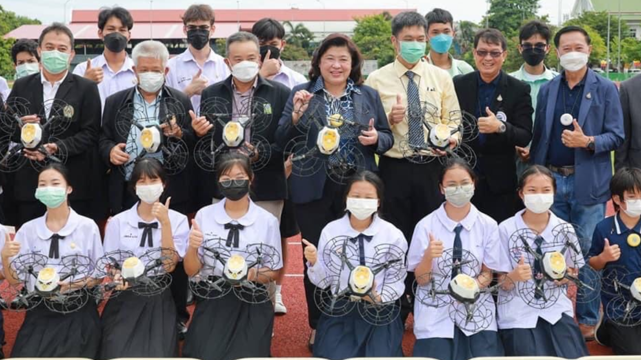 วช.-สมาคมเครื่องบินจำลอง ชูโดรนแปรอักษร 1 เดียวในอาเซียน