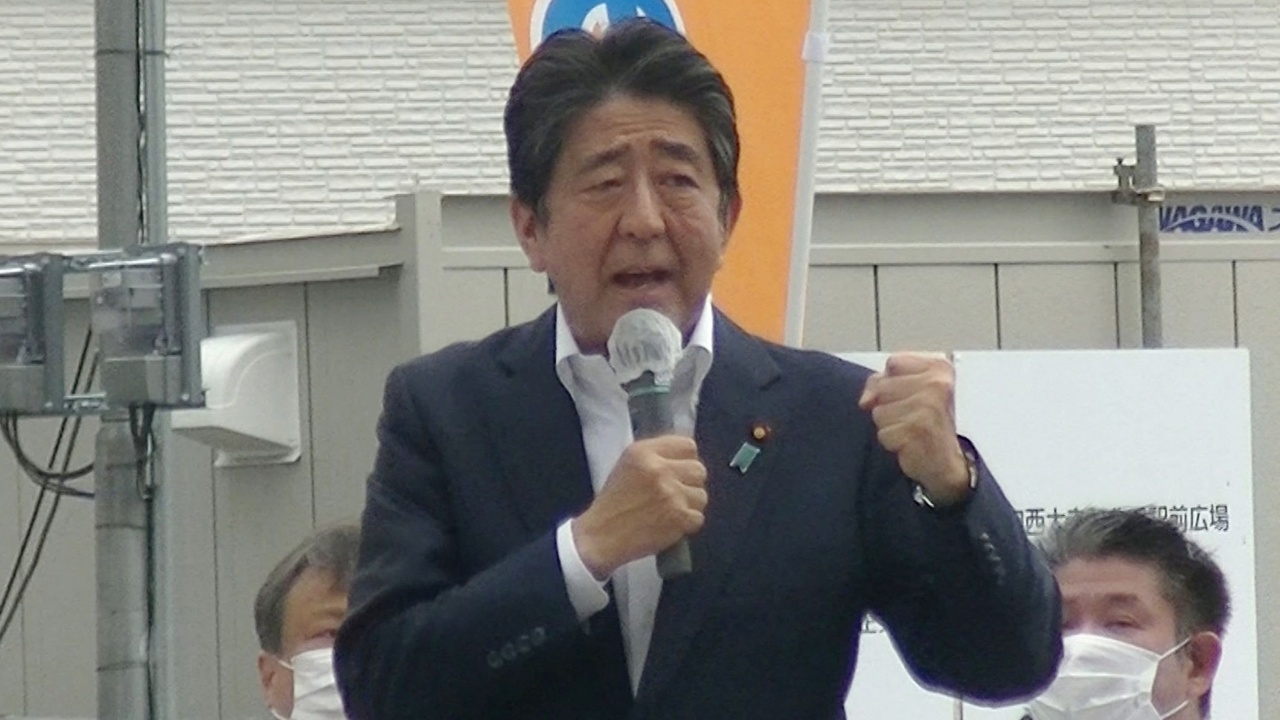 ตร.เผยอดีตนายกฯ อาเบะ เสียชีวิตเพราะเสียเลือดมาก กระสุนตัดเส้นเลือดใหญ่