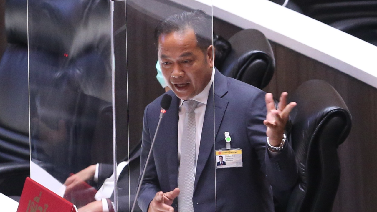 “พัฒนา สัพโส” อัด “ศักดิ์สยาม” สมคบคิดหน่วยงานรัฐ เทงบฯ ทางหลวงไปที่บุรีรัมย์ (คลิป)