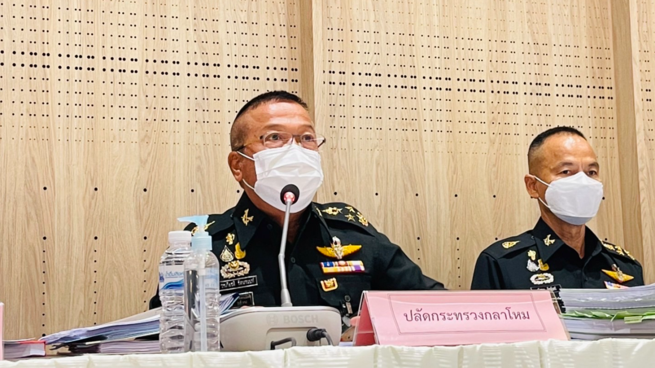 นักวิชาการ ชี้ ดราม่า "รถควบคุมสั่งการ" จี้ งบฯ ส่วนนี้ต้องชี้แจงสังคม 