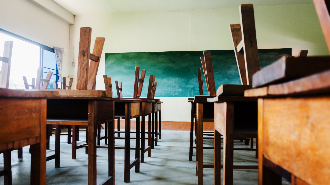 เตรียมพัฒน์ แจ้งหยุดเรียน-เรียนออนไลน์ หลังเด็กติดโควิดสะสม 910 คน