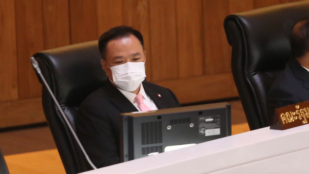 “อนุทิน” บอก รู้สึกเฉยๆ ไม่มีอะไรตื่นเต้นหรือกังวล แม้ถูกอภิปรายคนแรก