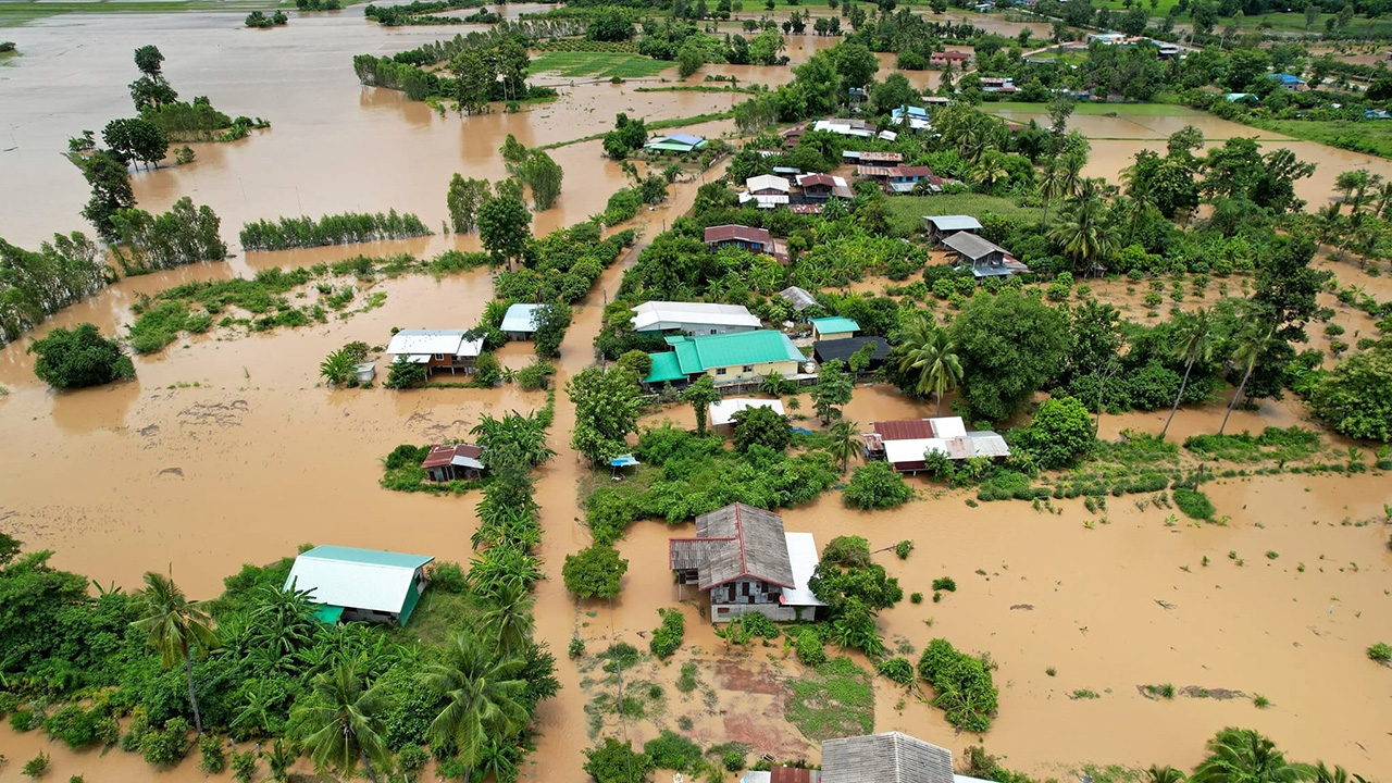 เชียงรายสะดุ้ง พม่าแผ่นดินไหว 90 หน เพชรบูรณ์วุ่นนํ้าท่วมถึงอก