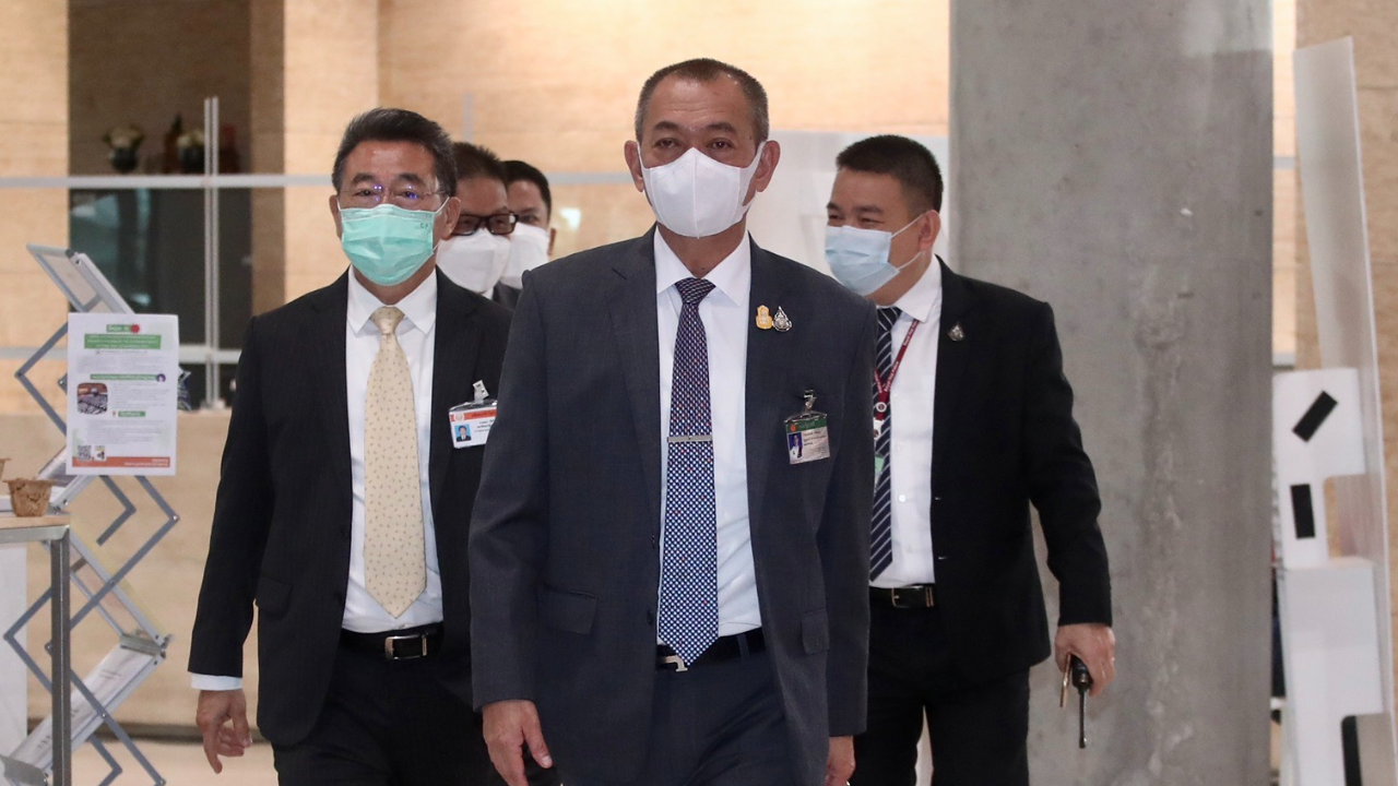 “เฉลิมชัย” ปัด “จุรินทร์” ได้คะแนนบ๊วย เขย่าเปลี่ยนหัวหน้า ปชป.-โควตา รมต.