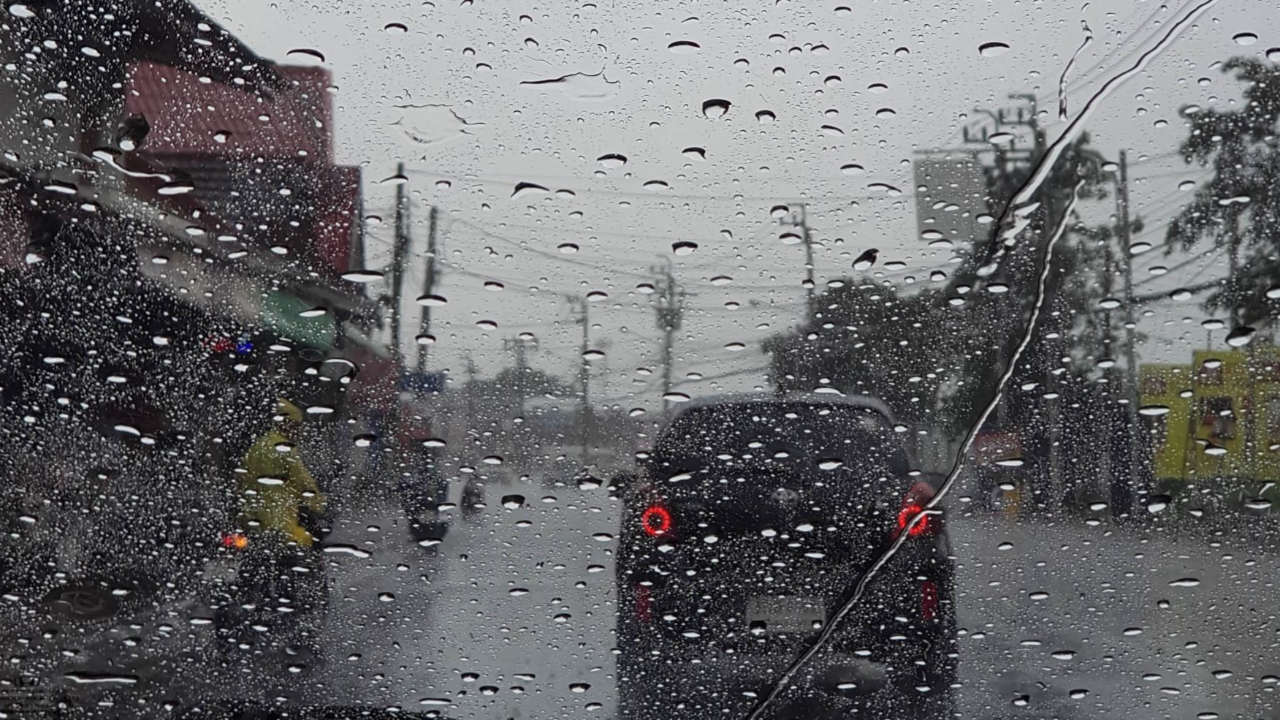 เตือนฉบับ 6 ทั่วไทยยังเจอ "ฝนตกหนัก" เช็กจังหวัดได้รับผลกระทบถึง 24 ก.ค. 65