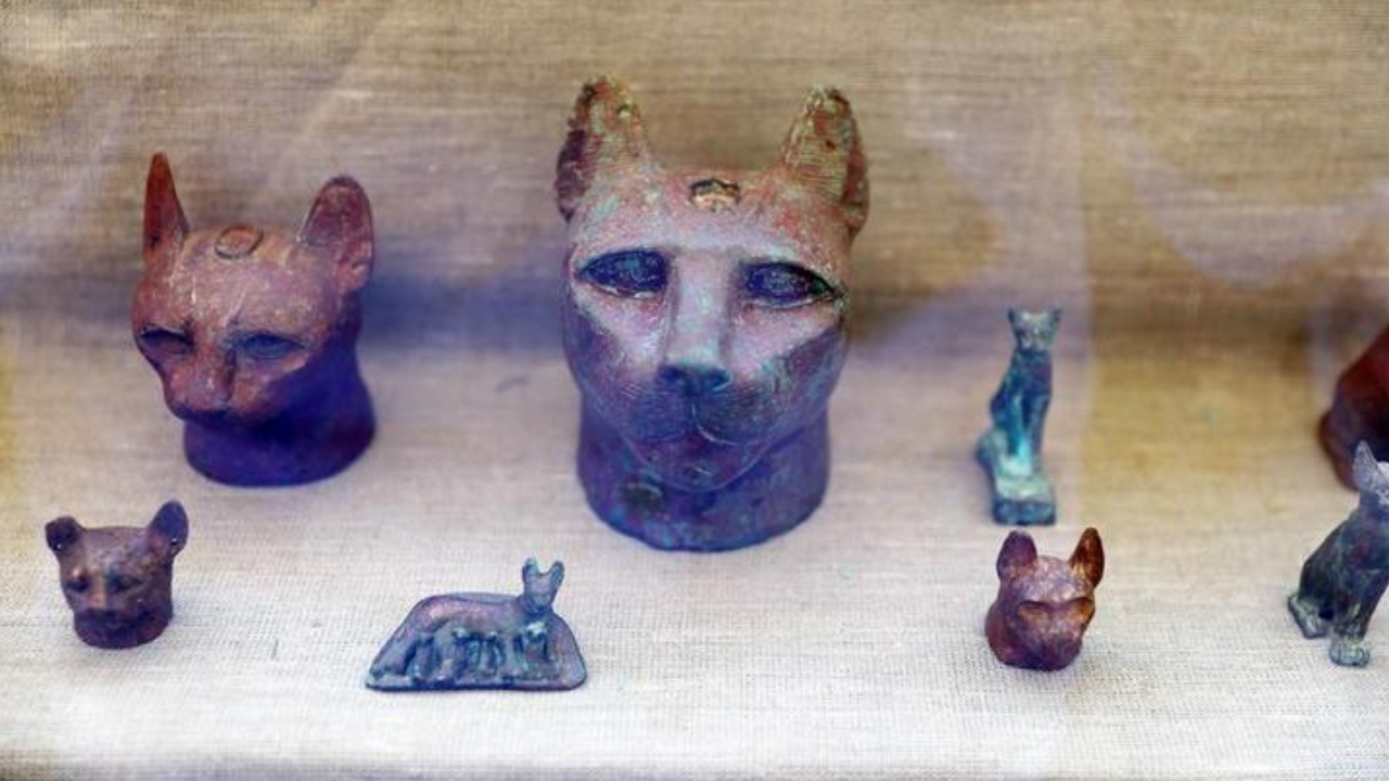 ชาวบ้านอียิปต์ลักลอบขุดค้นวัตถุโบราณ เจอดินถล่มทับร่างดับ 6 ศพ