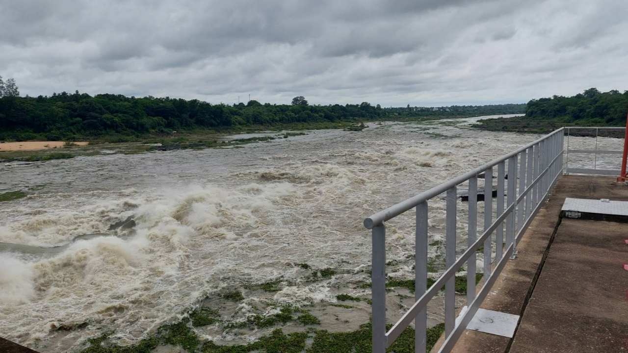 เขื่อนปากมูล เปิดประตูระบายสูงสุดทุกบาน เตือนท้ายเขื่อนรับมือน้ำเพิ่มขึ้น